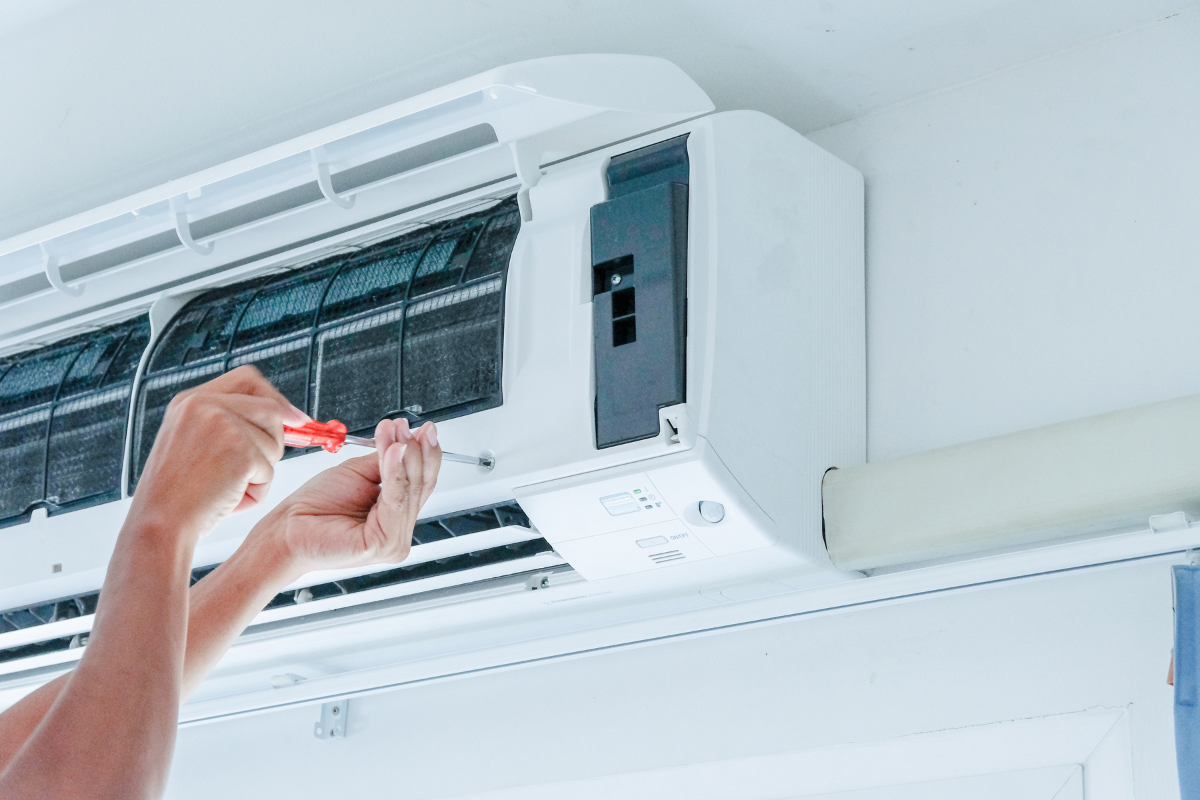 Sửa máy lạnh và lưu ý quan trọng tránh mất tiền oan