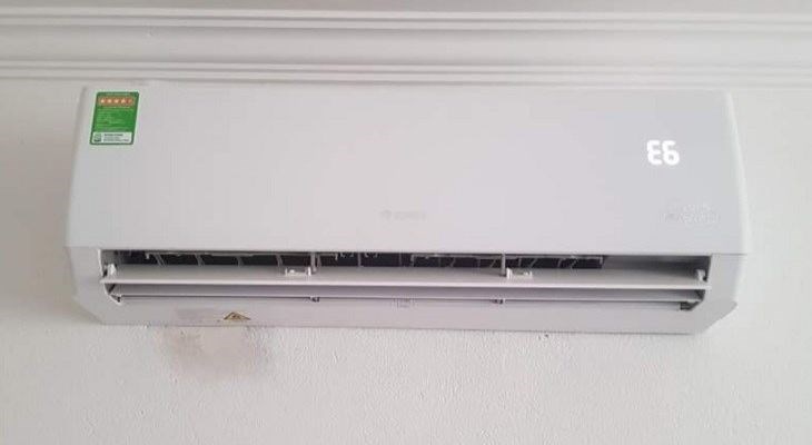 Khi máy lạnh Gree gặp lỗi, màn hình LED sẽ hiển thị mã lỗi trên máy lạnh