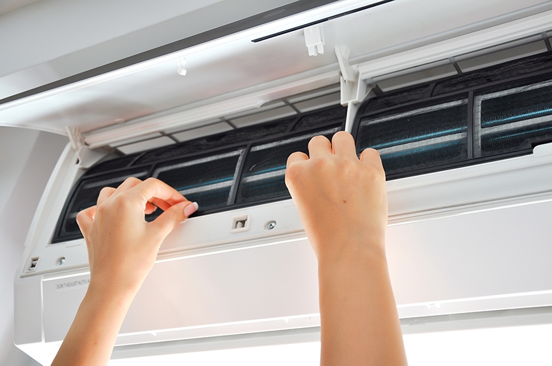 Bảo dưỡng máy lạnh định kỳ có cần thiết không?
