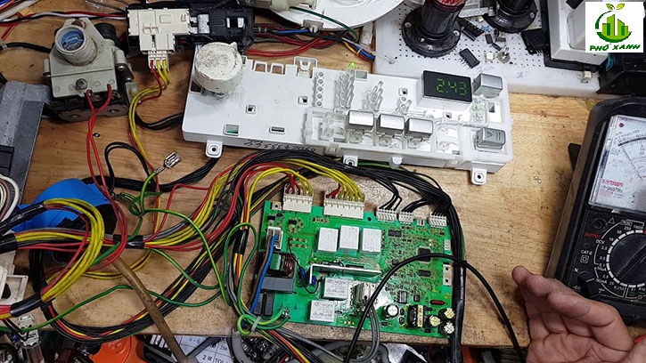 Sửa máy lạnh Hitachi tại nhà TP.HCM