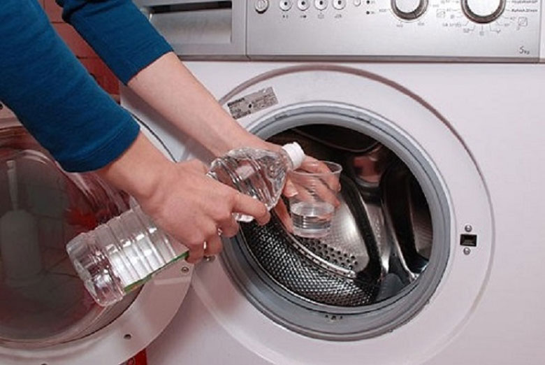 Cách giữ quần áo thơm lâu, vệ sinh máy sấy quần áo