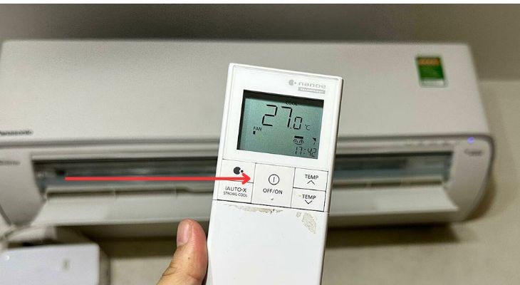 Bấm vào nút nguồn một lần nữa để ngưng