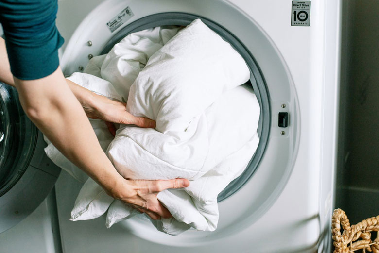 Dấu hiệu máy giặt quá tải - Giặt Các Món Đồ Dày, Nặng