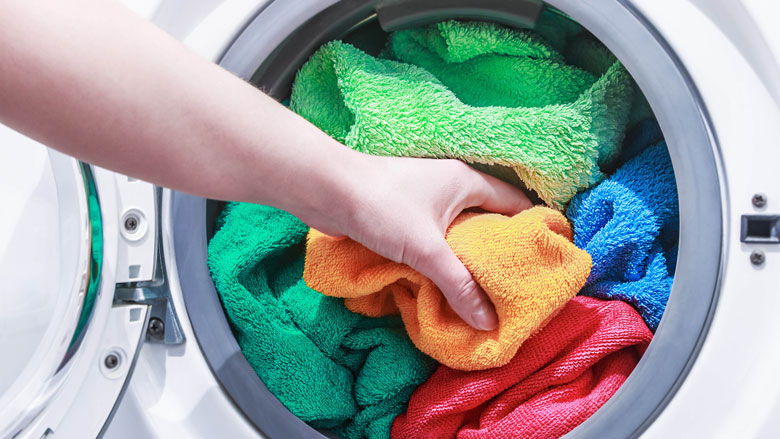 Dấu hiệu máy giặt quá tải - Tác Hại Khi Máy Giặt Quá Tải