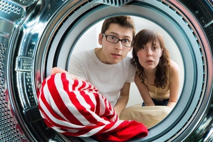 Diệt sạch mùi khó chịu bên trong máy giặt
