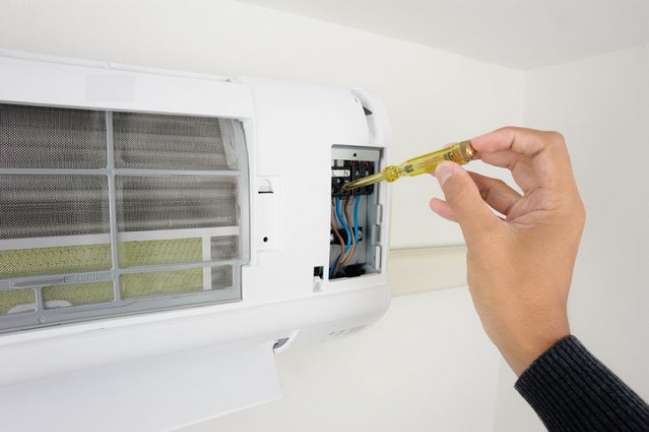 Cảm biến giữ nhiệt dàn lạnh bị hỏng do tuổi thọ hạn chế nhưng không được bảo dưỡng định kỳ
