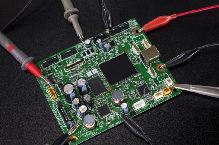Nếu nhiệt độ được đặt ở mức quá thấp hoặc quá cao liên tục khiến bo mạch điều khiến bị hư
