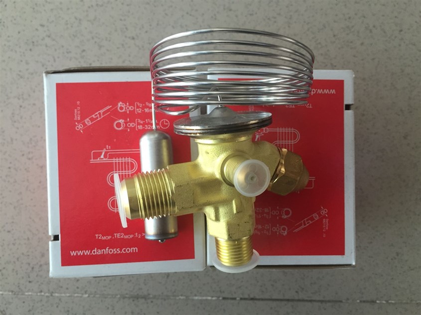 Van điều khiển của máy lạnh bị hỏng gây ra lỗi U4