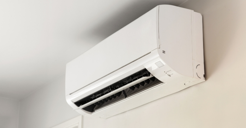 Máy lạnh bị chảy nước - Nguyên nhân, cách xử lý hiệu quả