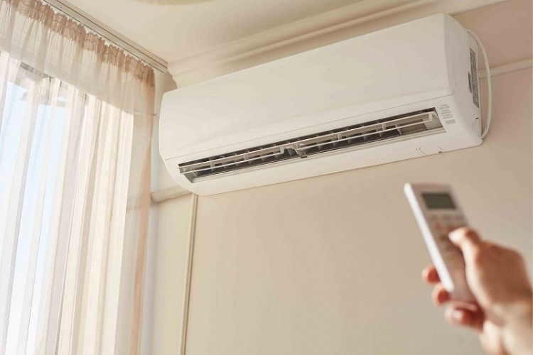 Máy lạnh không lạnh chỉ quạt