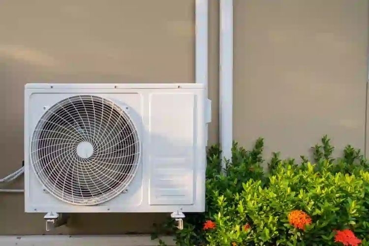 Máy lạnh không lạnh chỉ quạt 