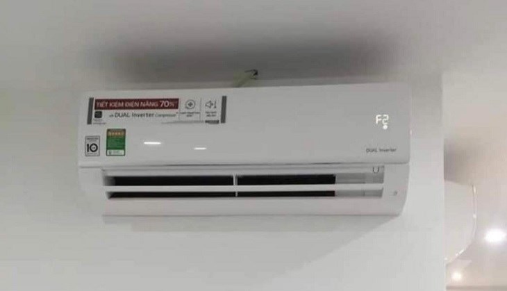 Mã lỗi F2 trên máy lạnh Aqua Inverter có thể do trục trặc ở máy nén hoặc bo mạch điều khiển