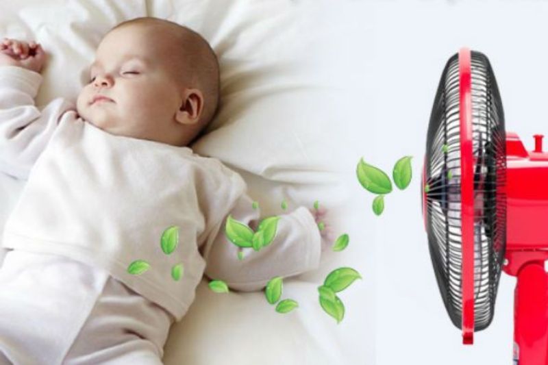 sử dụng quạt điện cho bé