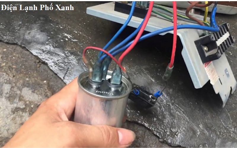 Thay quạt dàn lạnh máy lạnh