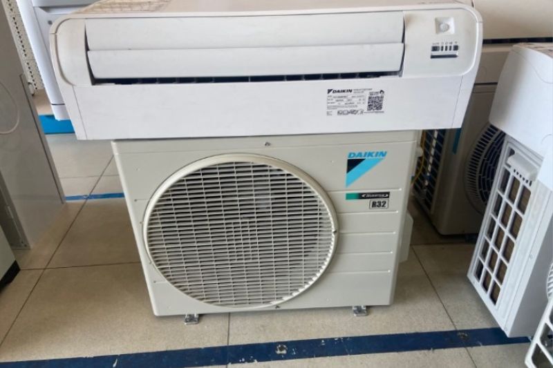 chọn máy lạnh cũ thương hiệu uy tín