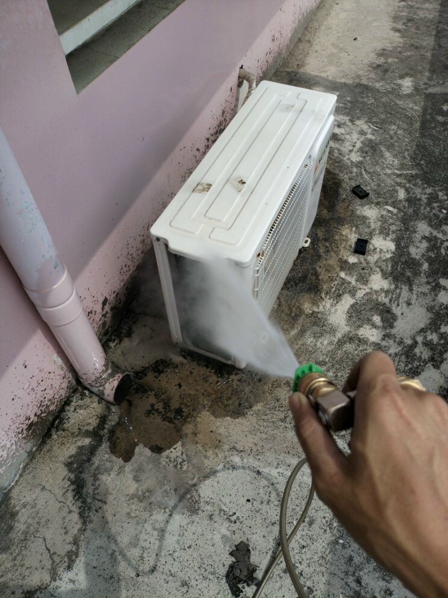 Vệ sinh máy lạnh - điều hòa chuyên nghiệp