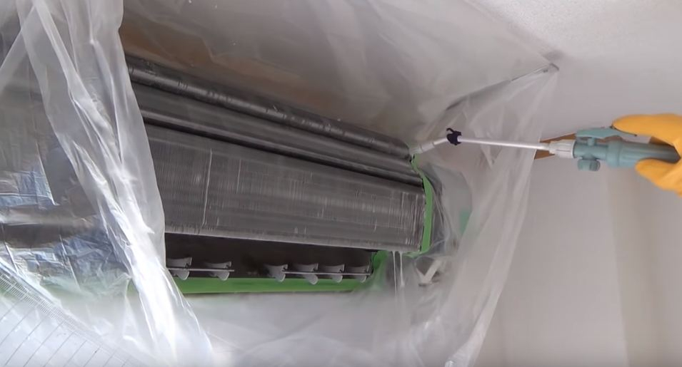 Dịch vụ vệ sinh máy lạnh quận 12 tại nhà