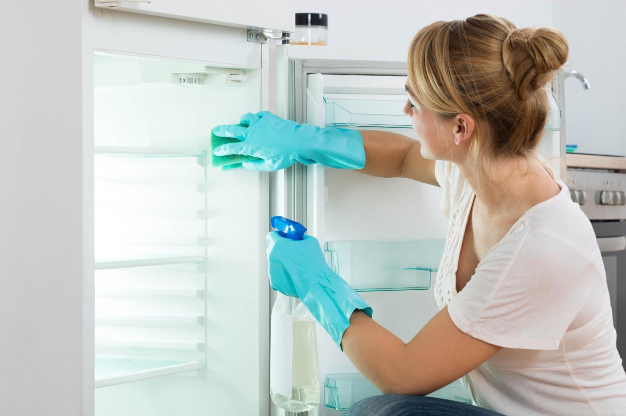 Vệ sinh tủ lạnh Huyện Hóc Môn