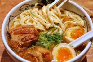Cách nấu mì udon đơn giản, thơm ngon