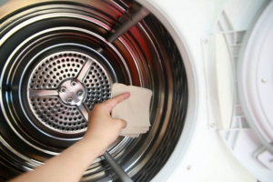 Hướng dẫn vệ sinh máy giặt và khử mùi hôi tại nhà đơn giản