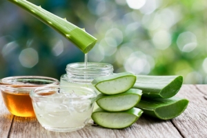 Cách làm nha đam ngâm mật ong thanh mát, tốt cho sức khỏe