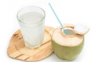 Khung giờ vàng uống nước dừa tốt cho sức khỏe