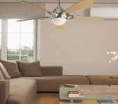 Bật quạt trong phòng điều hòa có tiết kiệm điện không?