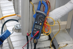 Sửa máy lạnh bị rò rỉ gas - Nguyên nhân và giải pháp hiệu quả