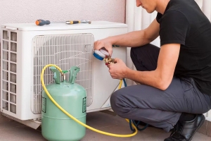 Dịch vụ bơm gas máy lạnh tại nhà