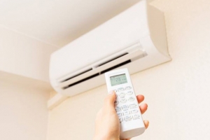 Cách điều chỉnh nhiệt độ máy lạnh