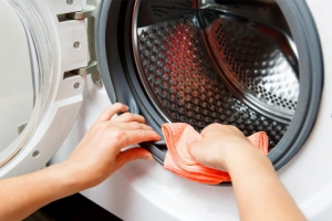 Bí quyết giữ quần áo thơm lâu khi giặt – Chuyên gia Điện Lạnh Phố Xanh chia sẻ