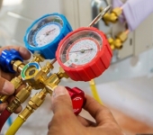 Nạp gas R410A cho máy lạnh - Hướng dẫn chuyên sâu & Dịch vụ uy tín tại Điện Lạnh Phố Xanh