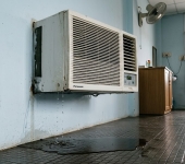 Máy lạnh chảy nước - Nguyên nhân và cách sửa