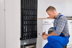 Thợ sửa tủ lạnh đường Lê Văn Khương – Có mặt nhanh, sửa triệt để, giá hợp lý