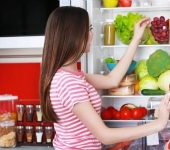 Tủ lạnh có mùi hôi - Nguyên nhân, tác hại và cách khắc phục triệt để